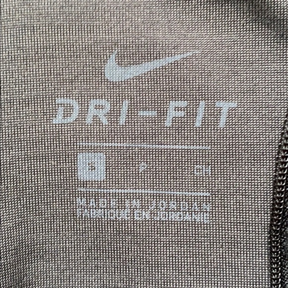 Nike pullover - Picture 3 of 3